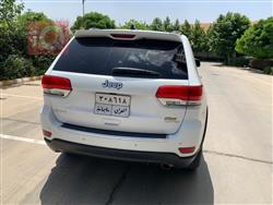 جیپ گراند شیرۆکی